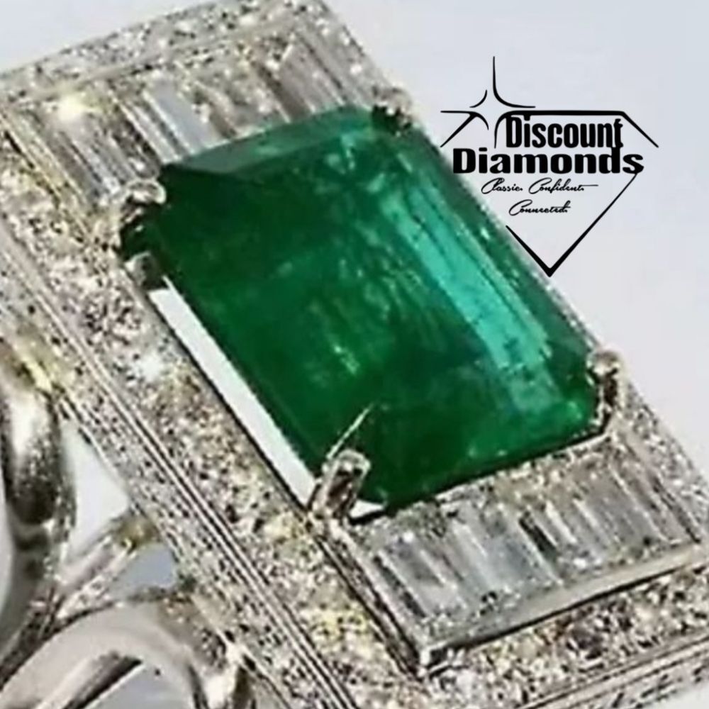 Emerald & Clear White Diamond Cocktail Ring on 925 Sterling Silver